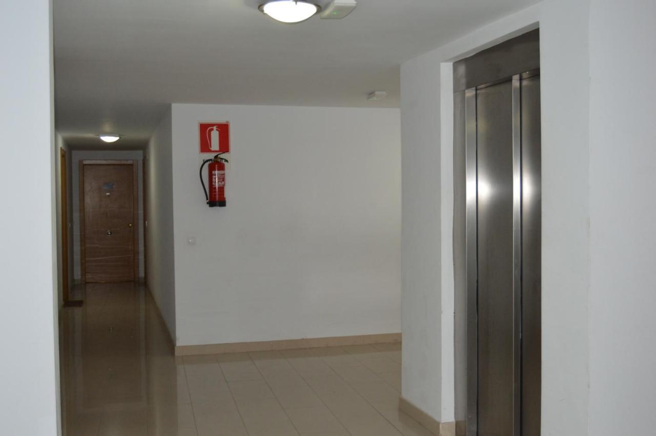 Bright, Modern Apartment In The Heart Of Arrecife Exterior foto